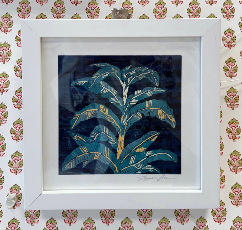 Size Mini with White Frame