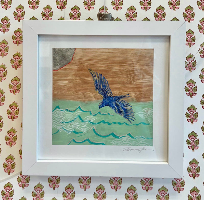 Size Mini with White Frame